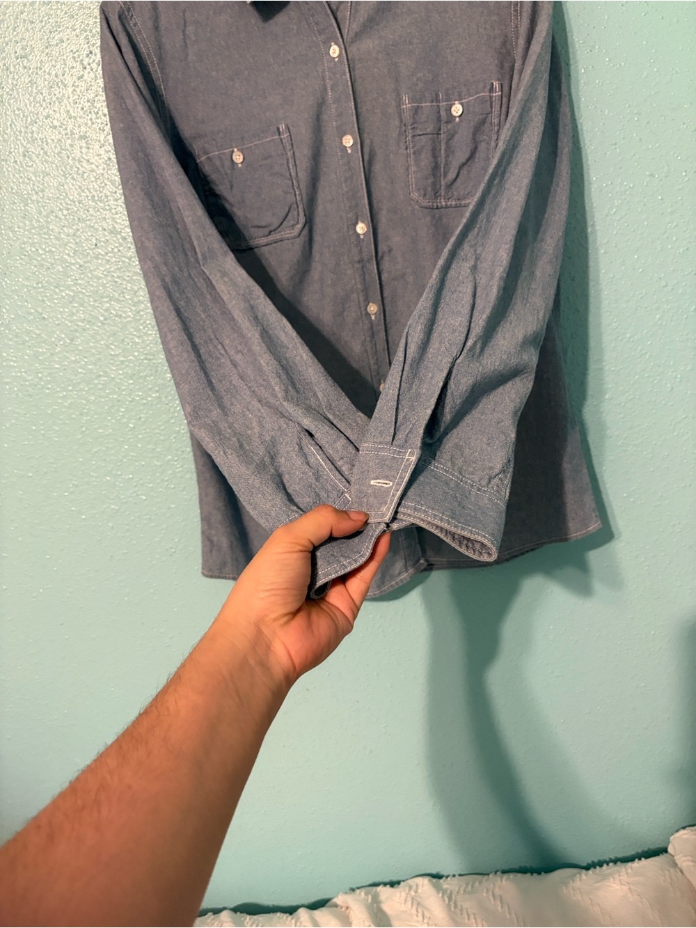 J. McLaughlin chambray button up long sleeve casual classic shirt M office wear - Picture 5 of 8